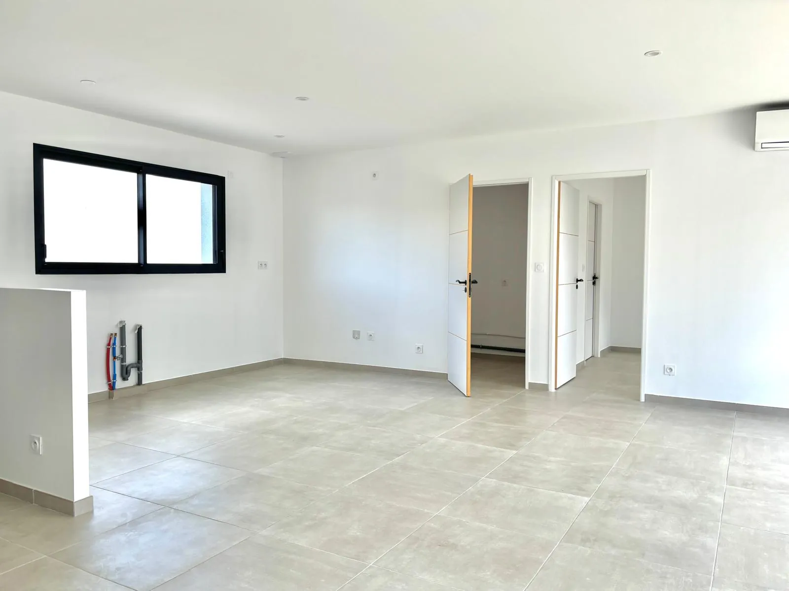 Villa neuve 3 faces avec garage à Céret - Livraison 2025 
