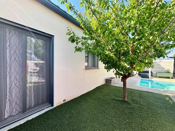 Villa neuve 3 faces avec garage à Céret - Livraison 2025