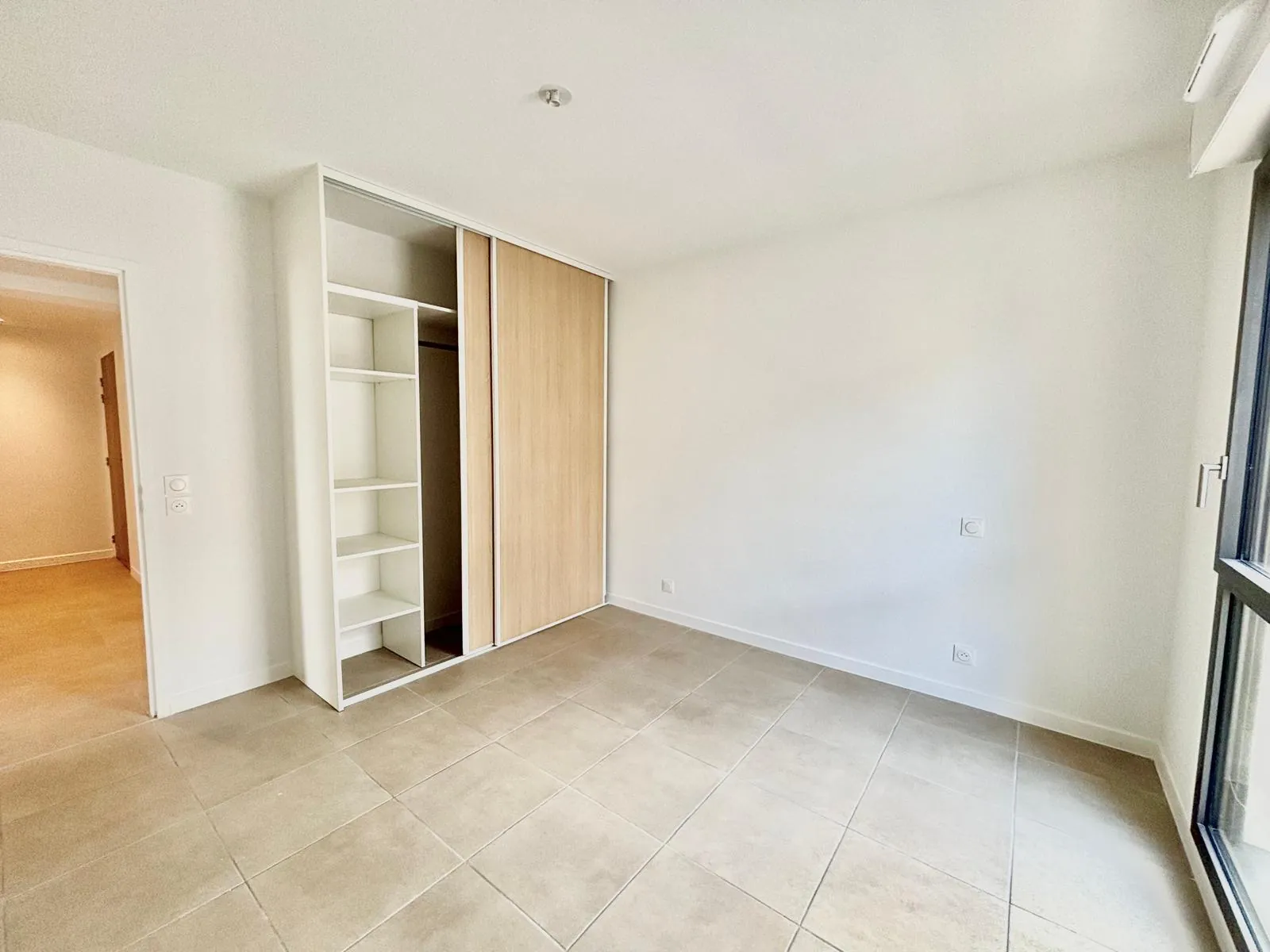 Villa neuve 3 faces avec garage à Céret - Livraison 2025 