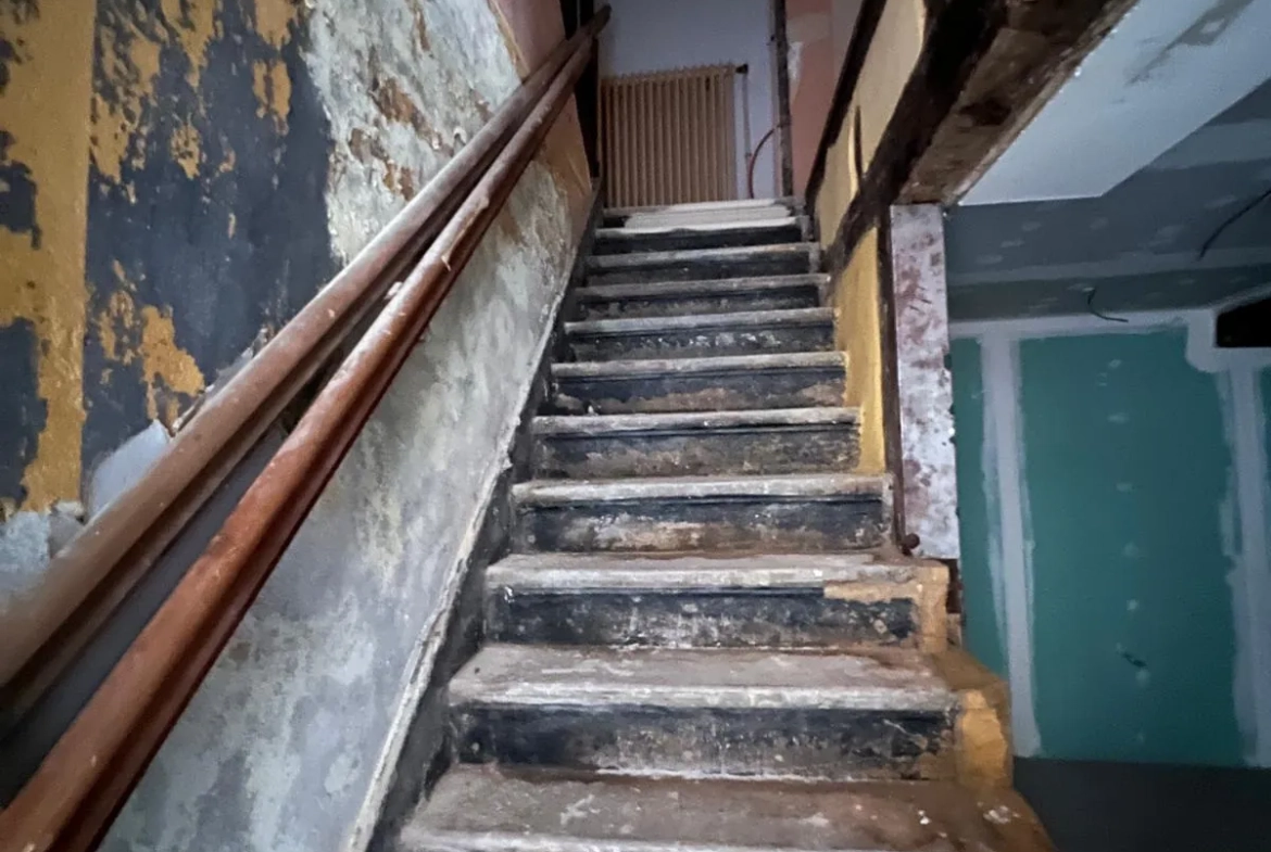 Maison à rénover à Charlieu, potentiel d'investissement ou résidence principale 