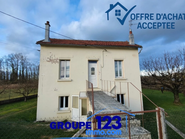 Maison à rénover à Migennes avec grand terrain et dépendances