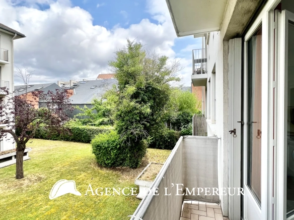 Studio de 25 m² avec balcon, parking et cave à Rueil-Malmaison