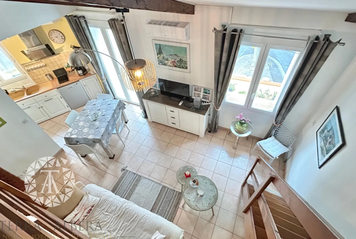 Appartement rénové de 48,64 m² au centre d'Argelès avec mezzanine et proximité des commodités 