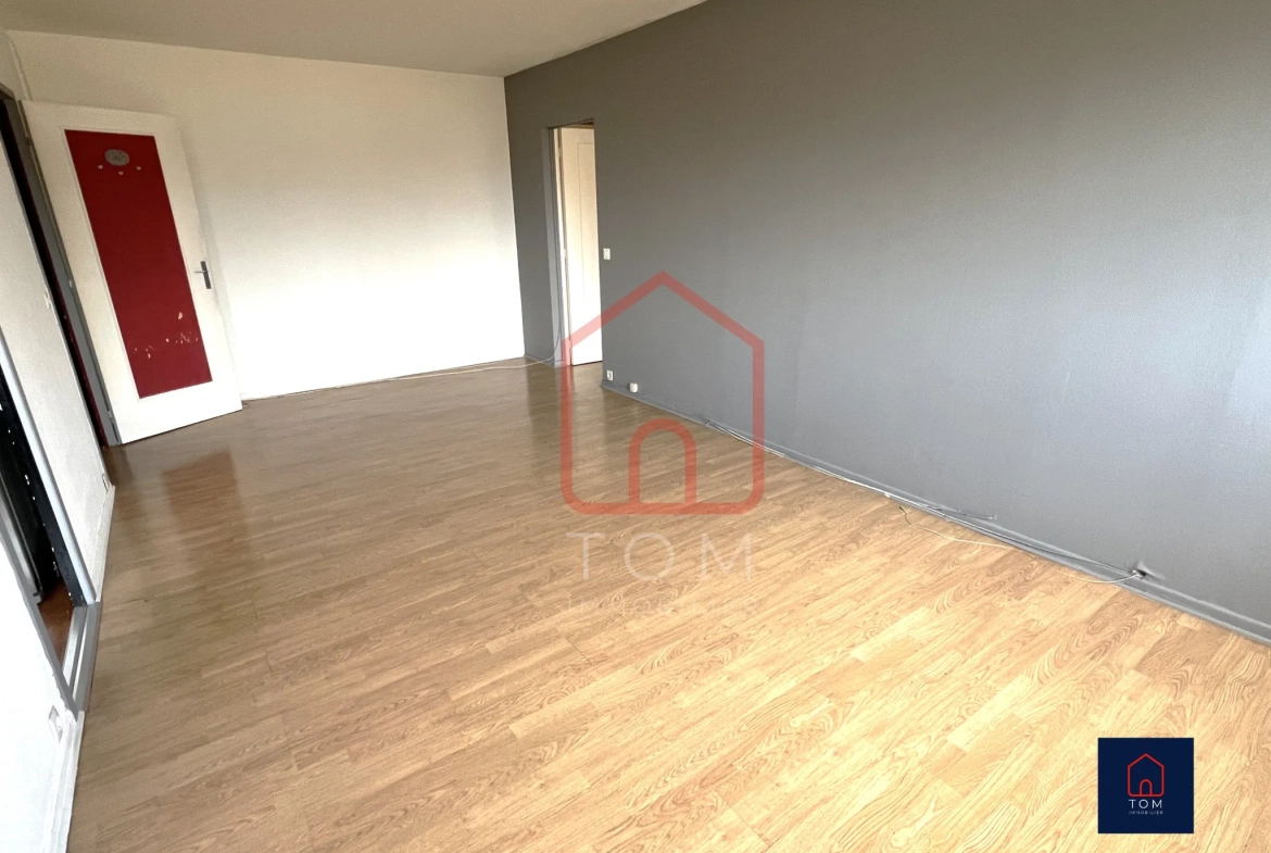 Appartement à Mons-En-Baroeul de 69,56 m² avec 2 chambres en vente à 117 000 € 