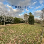 Terrain constructible de 951 m2 à Coursac, calme et arboré, proximité commodités