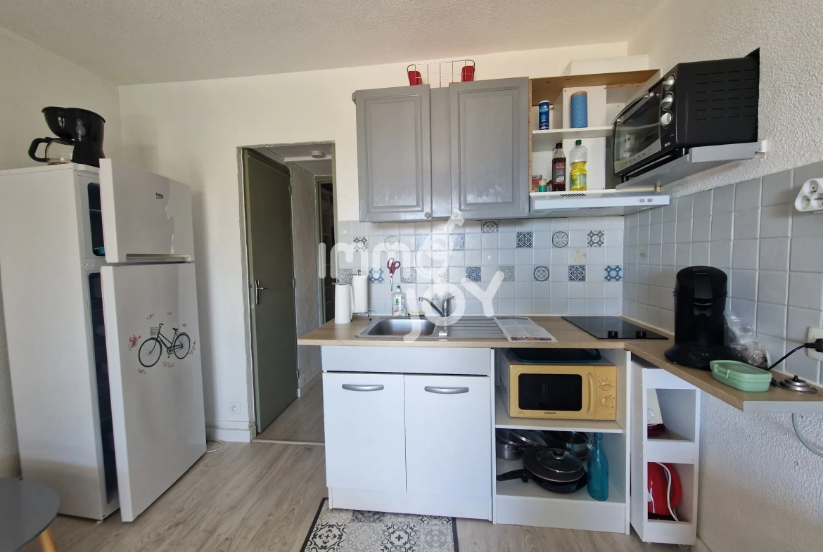 Appartement 2 pièces avec vue mer à Saint Aygulf en front de mer 