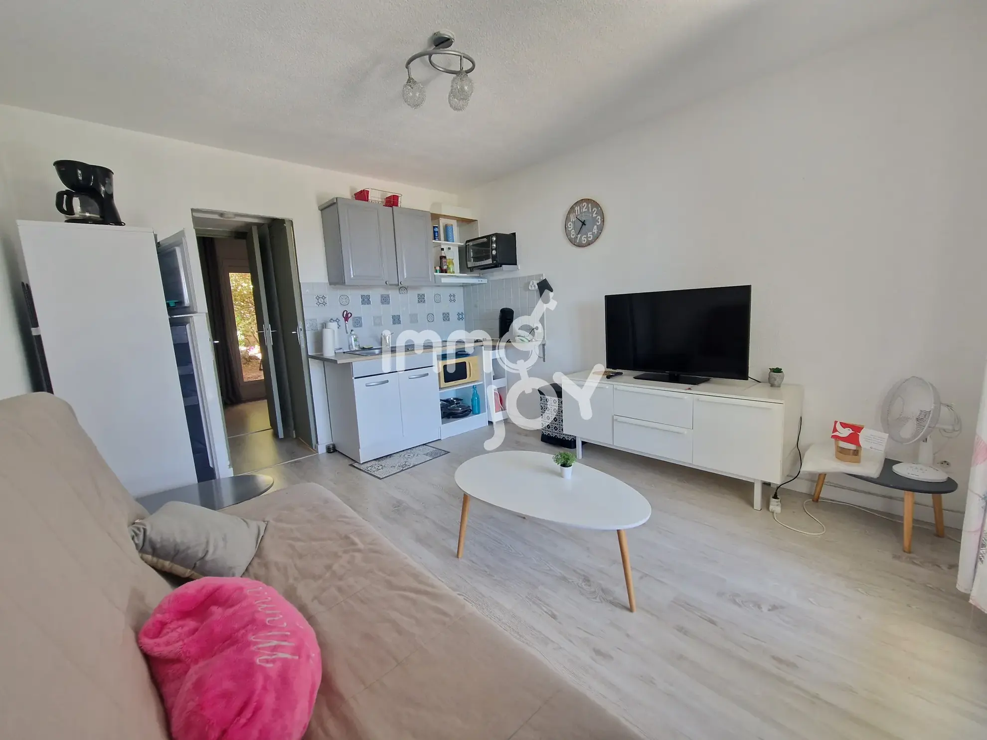 Appartement 2 pièces avec vue mer à Saint Aygulf en front de mer 
