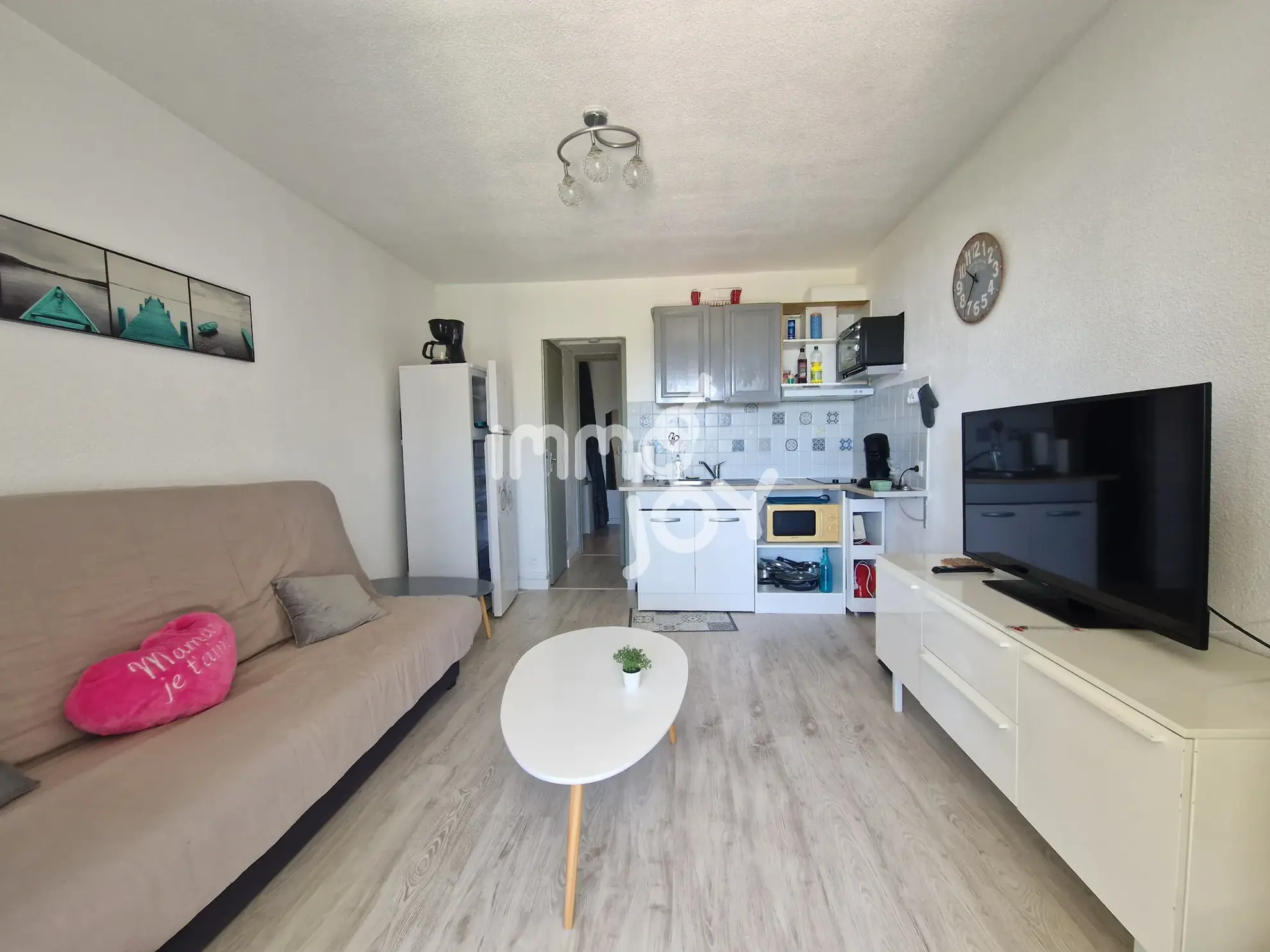 Appartement 2 pièces avec vue mer à Saint Aygulf en front de mer 