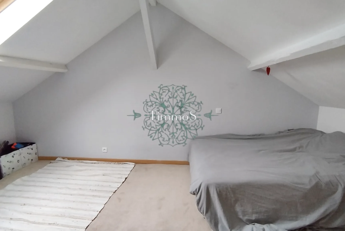 Appartement 2 pièces à vendre à L'Isle-Adam - 33 m² avec chambre et cuisine équipée 