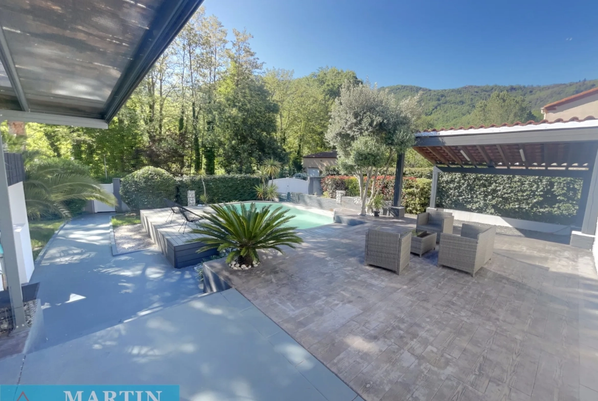 Villa 3 Chambres avec Piscine à Arles-sur-Tech - Belle Opportunité 