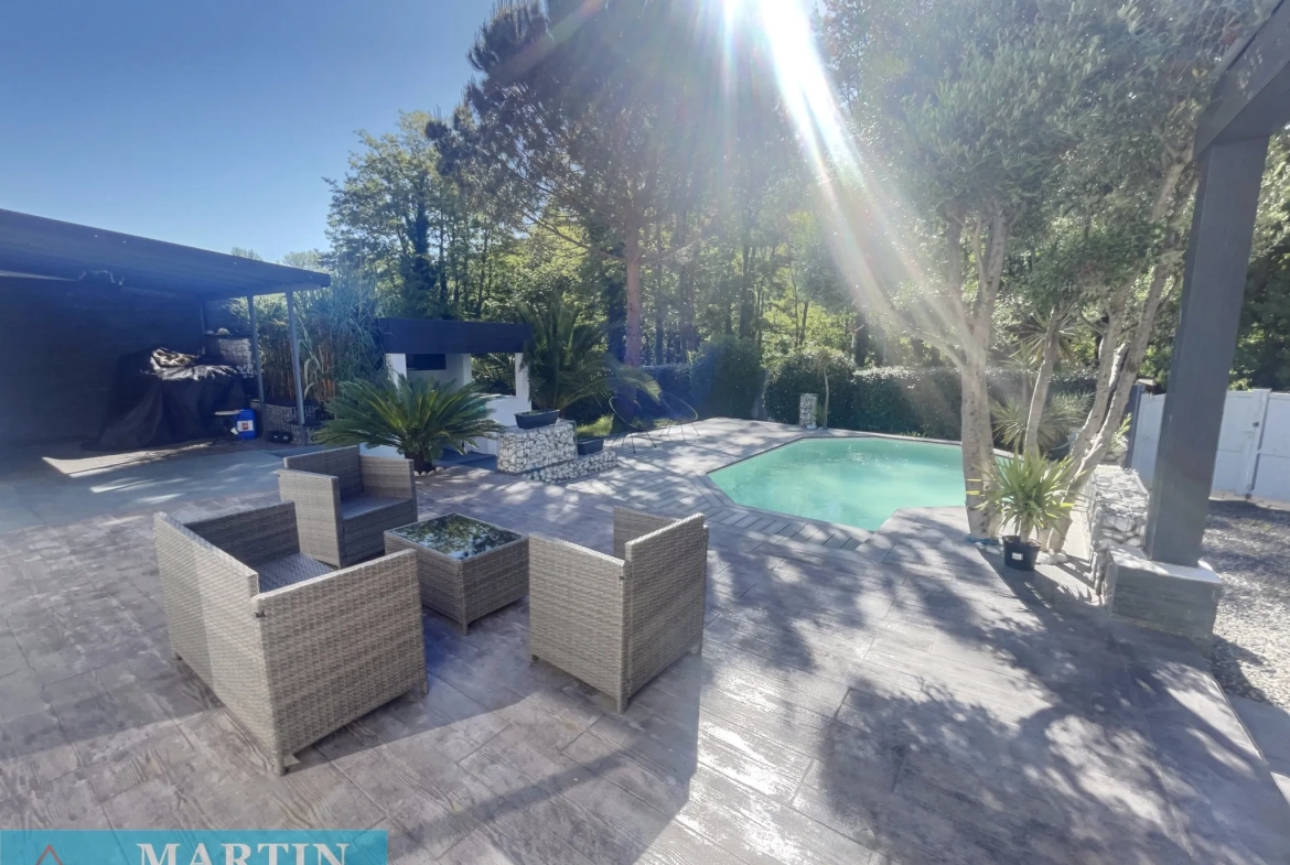 Villa 3 Chambres avec Piscine à Arles-sur-Tech - Belle Opportunité 