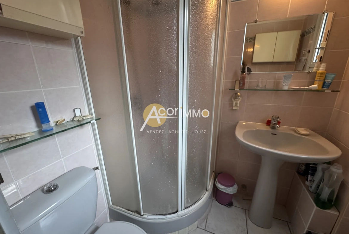Appartement T3 Duplex avec Loggias à Six-Fours-les-Plages, proche plages et commodités 