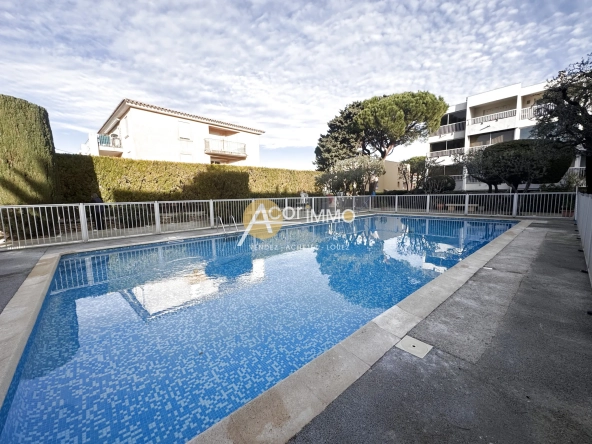 Appartement T3 Duplex avec Loggias à Six-Fours-les-Plages, proche plages et commodités