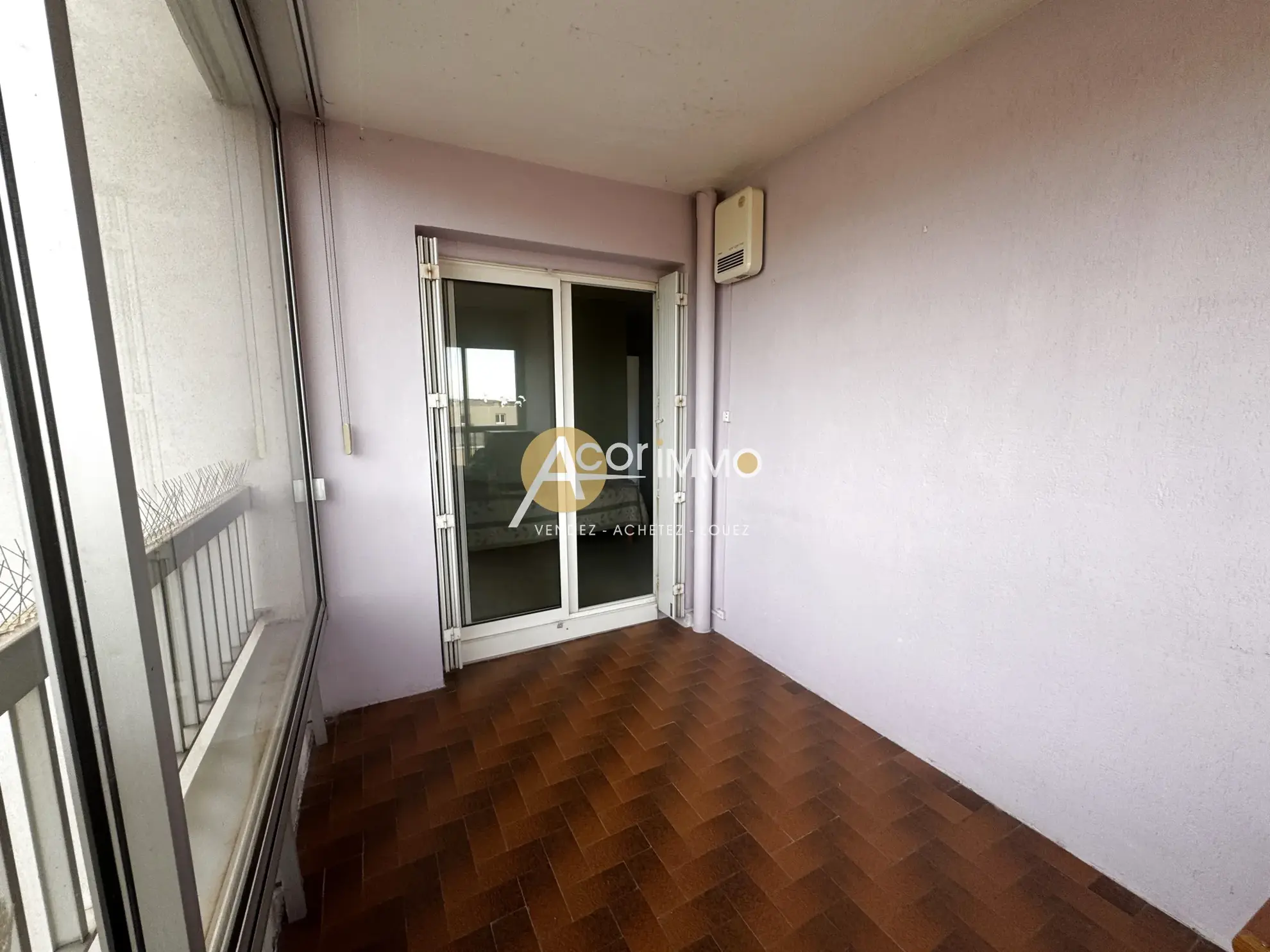 Appartement T3 Duplex avec Loggias à Six-Fours-les-Plages, proche plages et commodités 