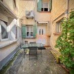 Charmante maison de village de 43 m² à Beauvoisin avec extérieur