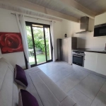 Charmante maisonnette T2 avec jardin et parking à Saint-Vallier-De-Thiey