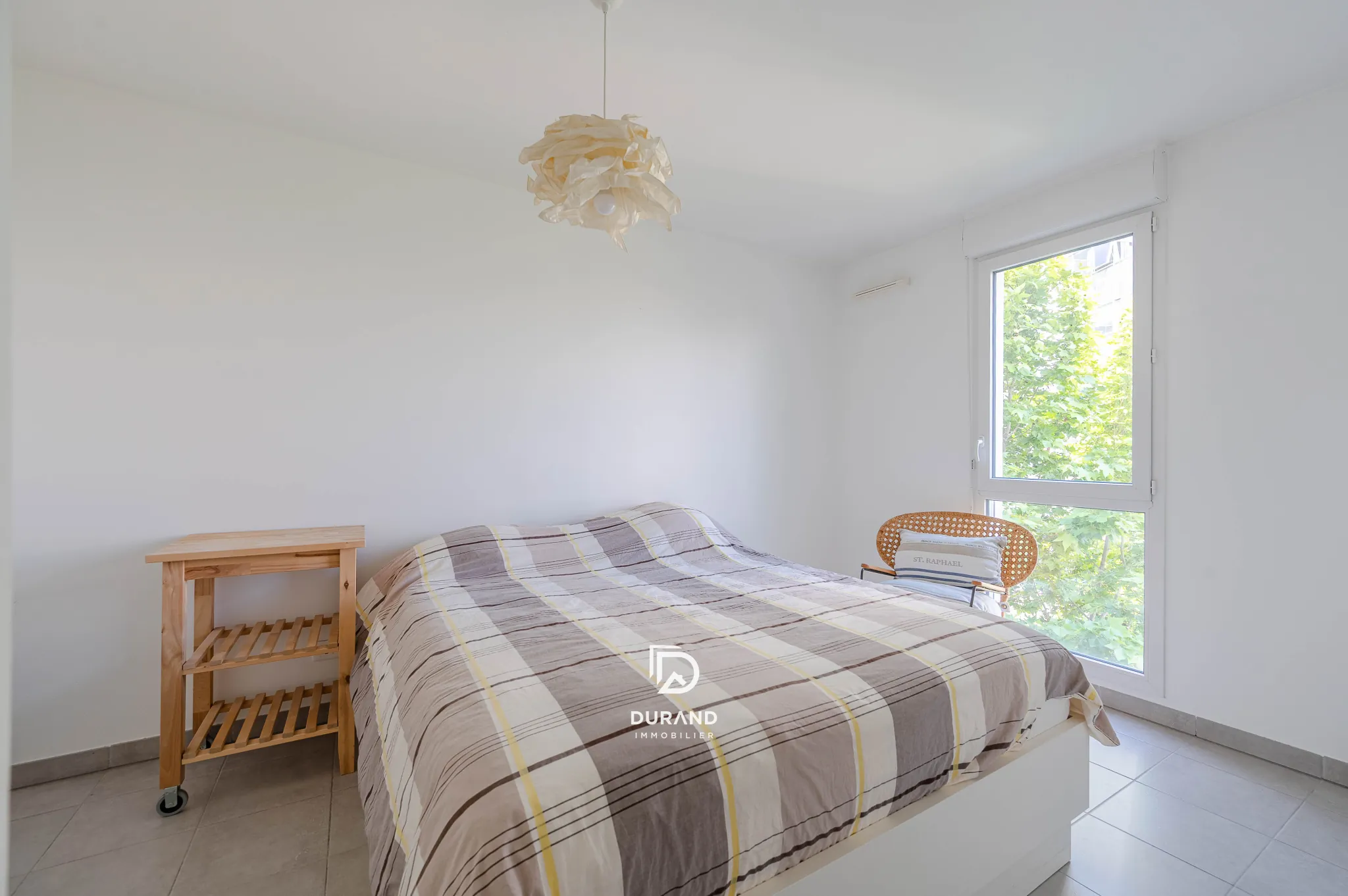 Appartement T2 avec terrasse à Marseille - Résidence moderne et sécurisée 