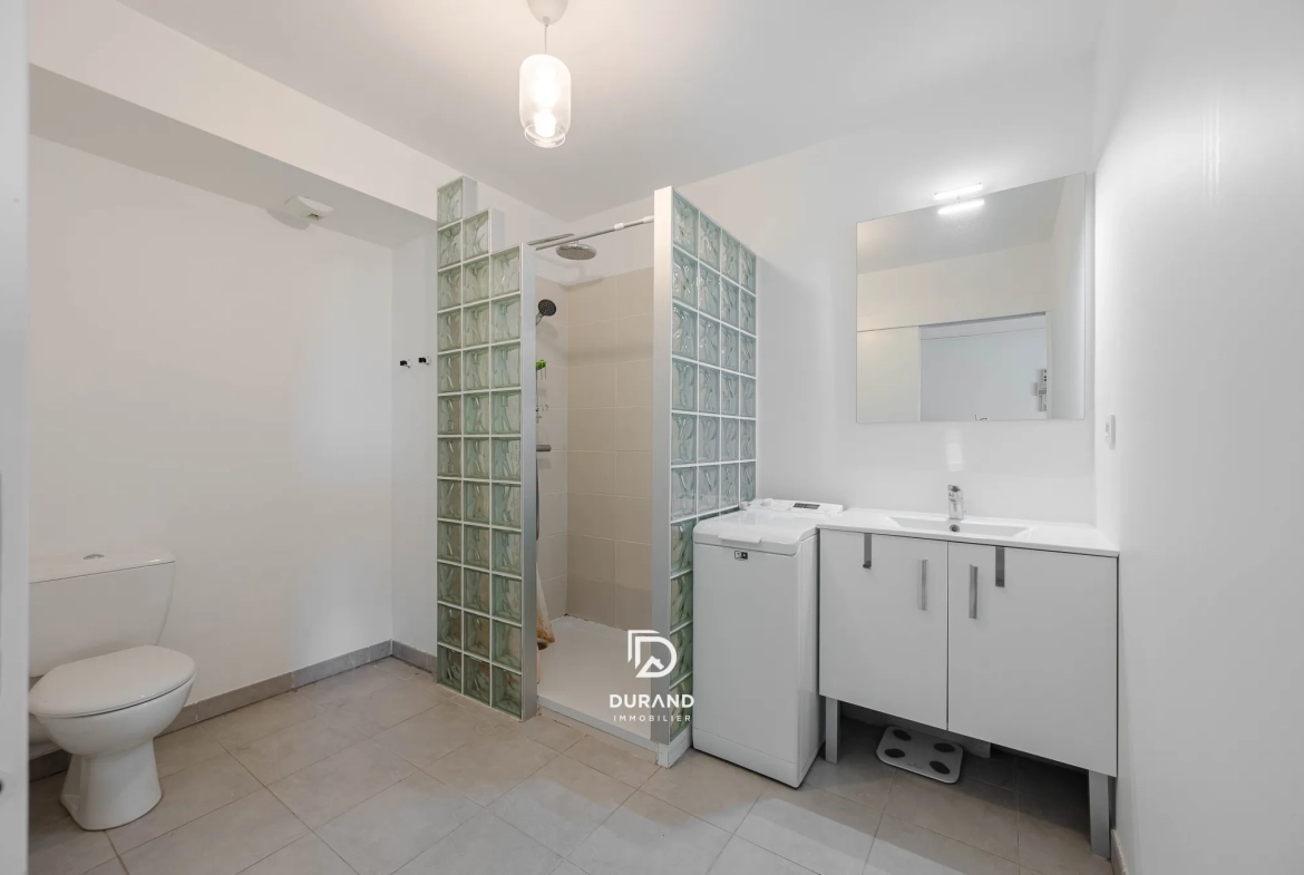 Appartement T2 avec terrasse à Marseille - Résidence moderne et sécurisée 