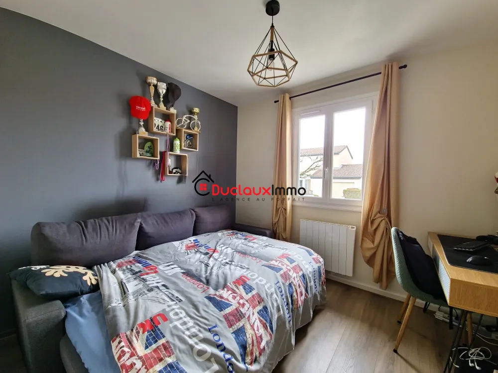 Maison de plain-pied à vendre à Aurillac avec sous-sol et terrasse 