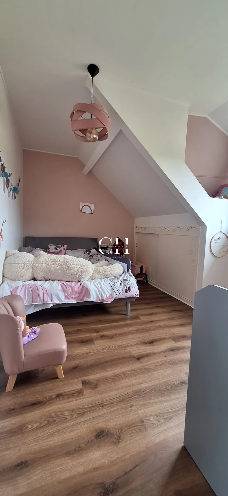 Belle maison lumineuse avec vue dégagée et sous-sol total à Hillion 
