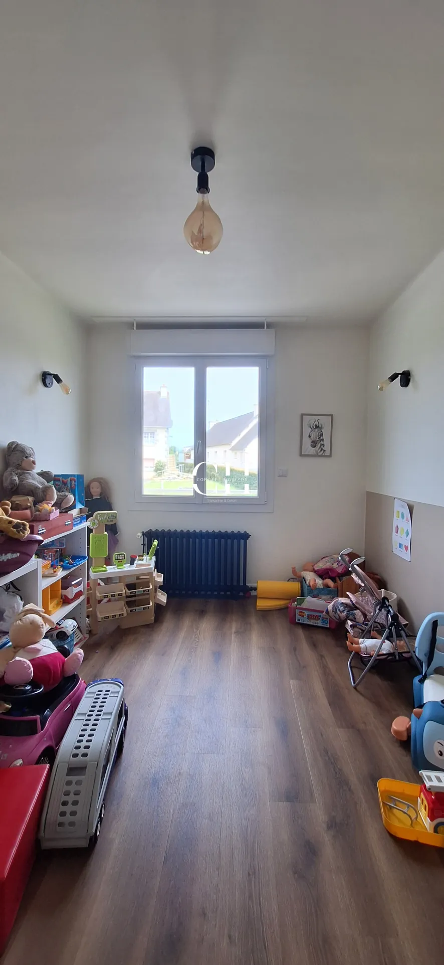 Belle maison lumineuse avec vue dégagée et sous-sol total à Hillion 