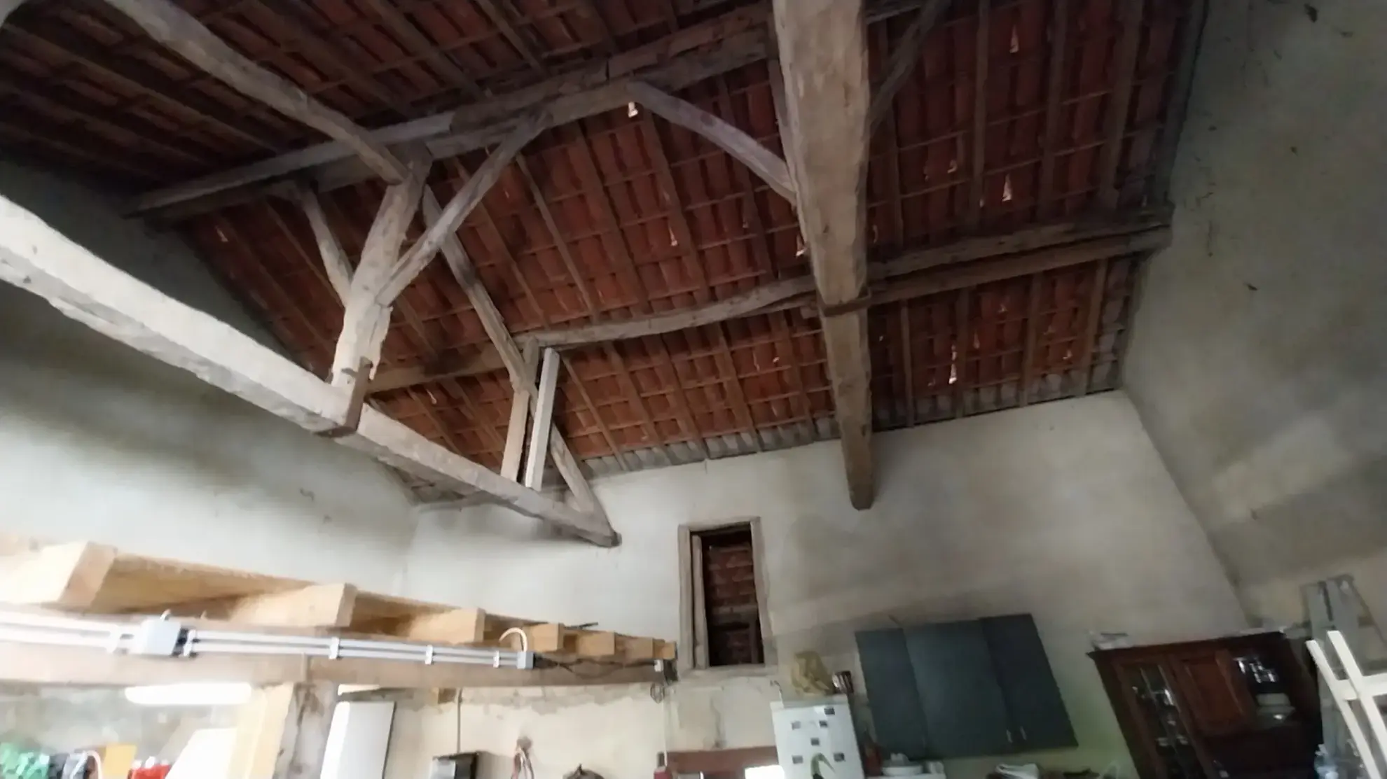Belle maison en pierre rénovée avec piscine et grand jardin à Razac-sur-l'Isle 