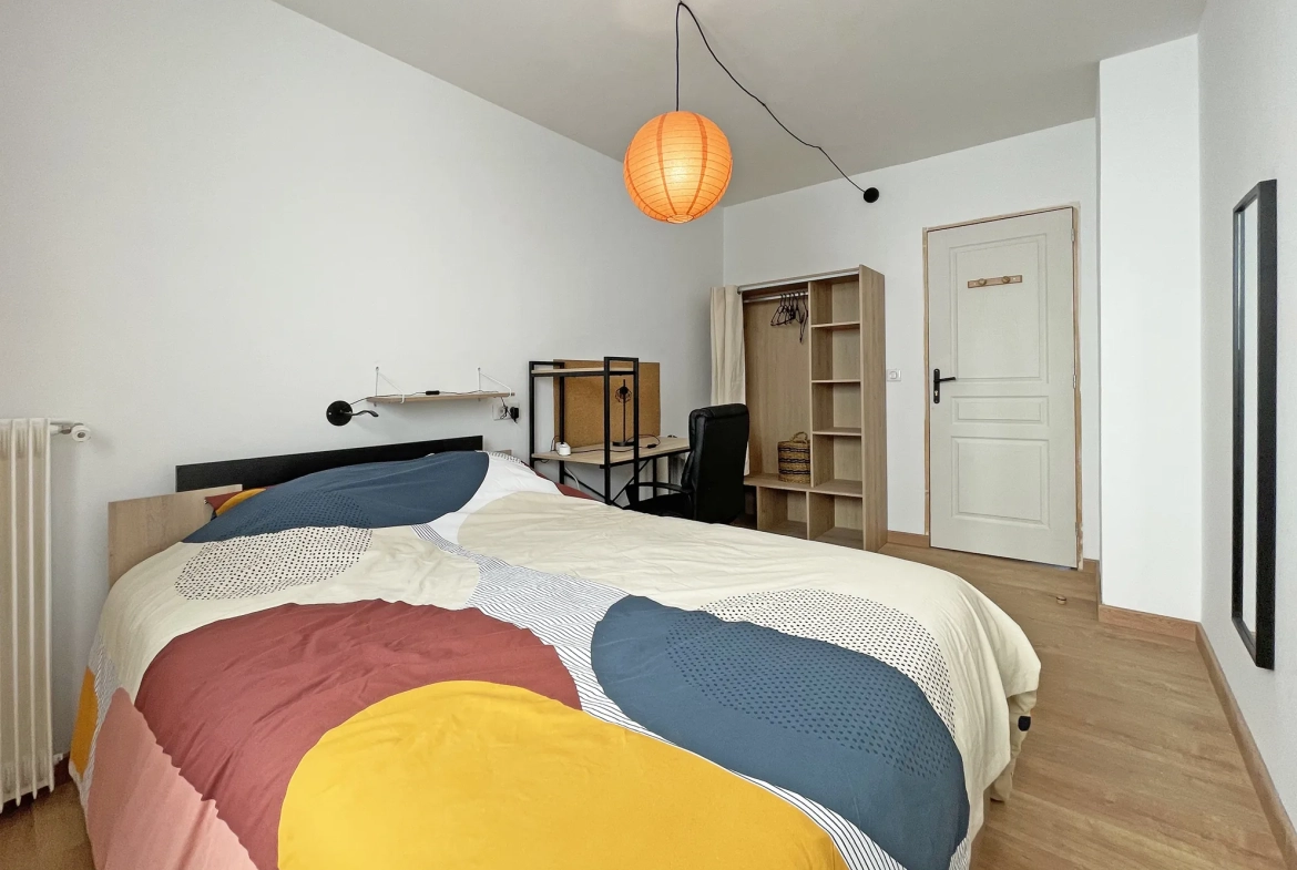 Appartement 4 pièces rénové avec vue panoramique à Nîmes - Dernier étage 