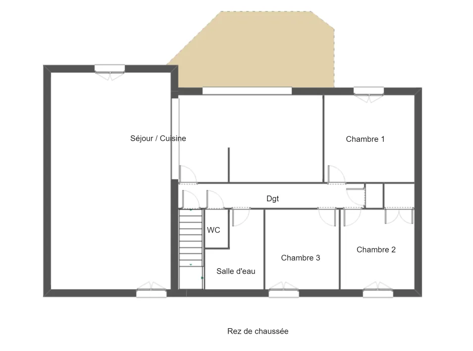 Maison de 112 m² avec piscine et dépendance à Soulgé-sur-Ouette, à 15 min de Laval 