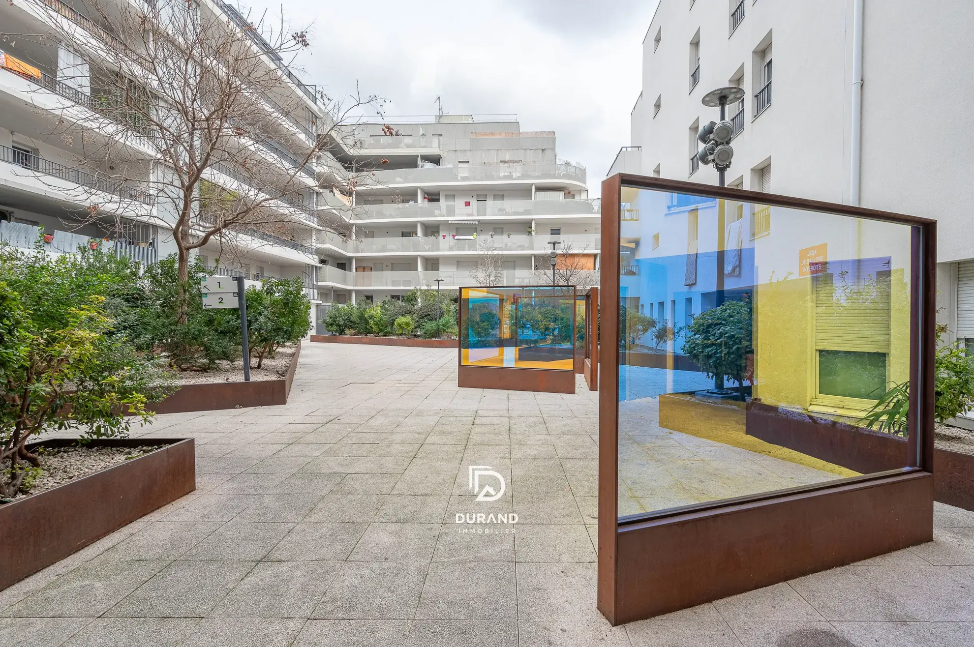 Appartement T4 avec terrasse et parking à Marseille 13003 