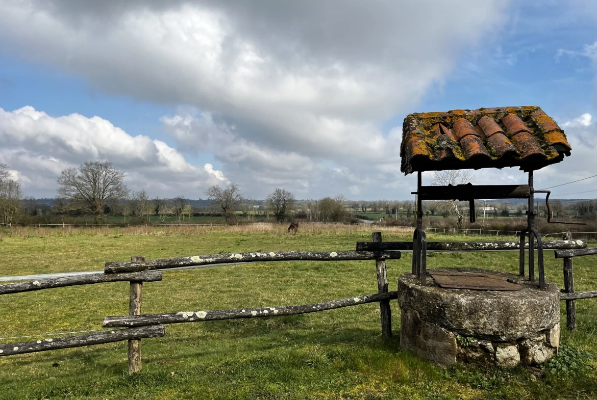 Propriété équestre avec habitation, dépendances et terrain à Bressuire, 79300 