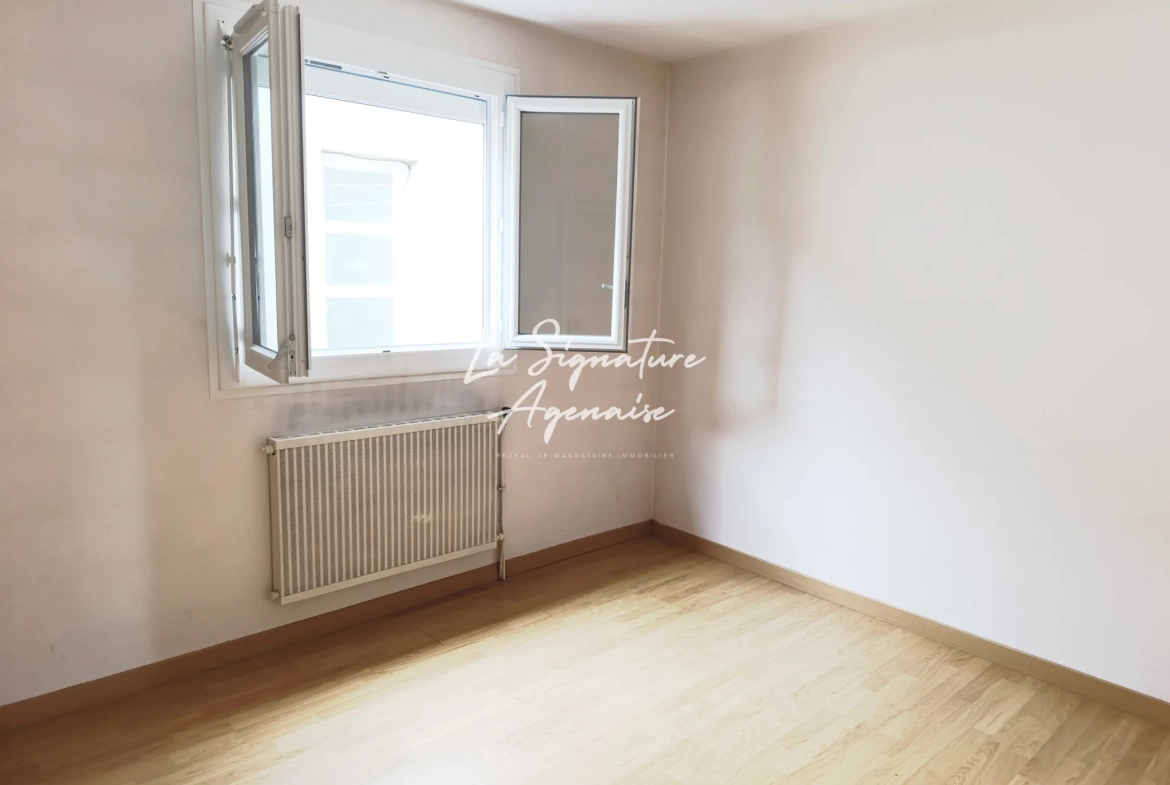 Ensemble immobilier avec maison, appartement, jardin et garage à Clermont-Dessous 