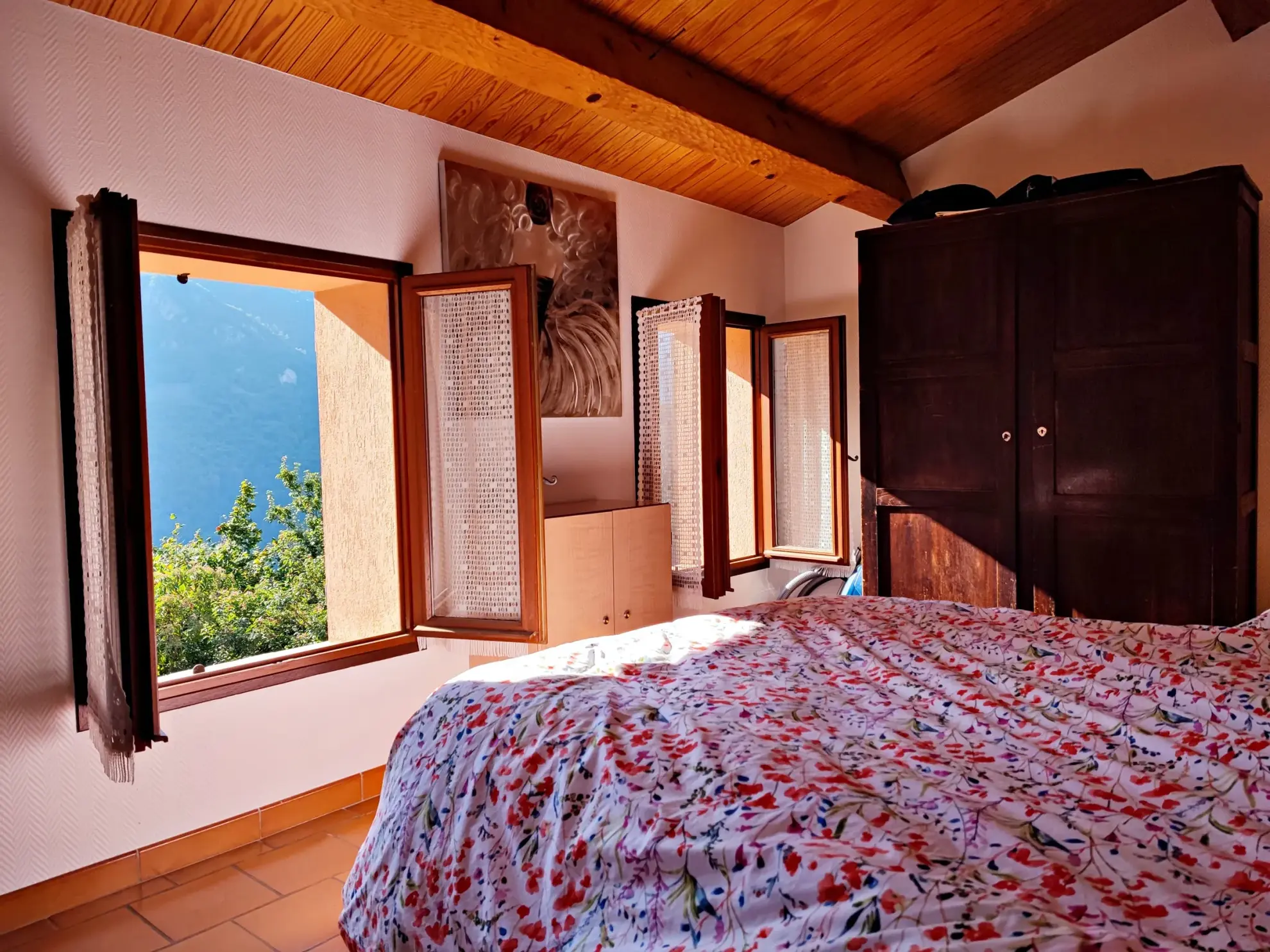 Maison de village avec vue vallée et studio indépendant à Belvédère 