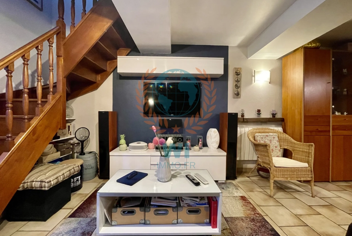 Triplex de 108 m2 avec 4 chambres au centre de Trans-en-Provence 