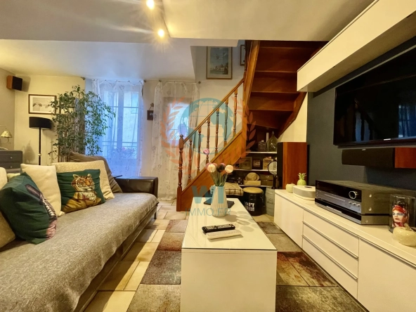 Triplex de 108 m2 avec 4 chambres au centre de Trans-en-Provence