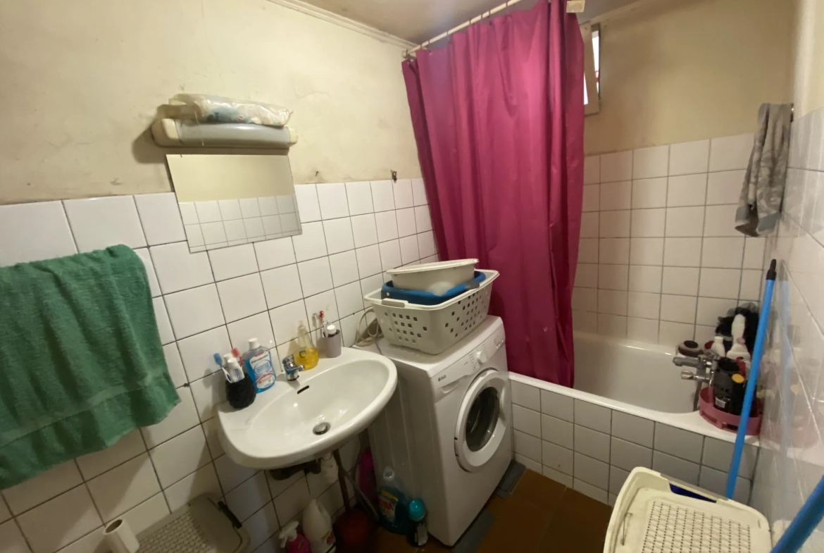 Maison de ville T3 à La Réole – Investissement locatif à saisir 