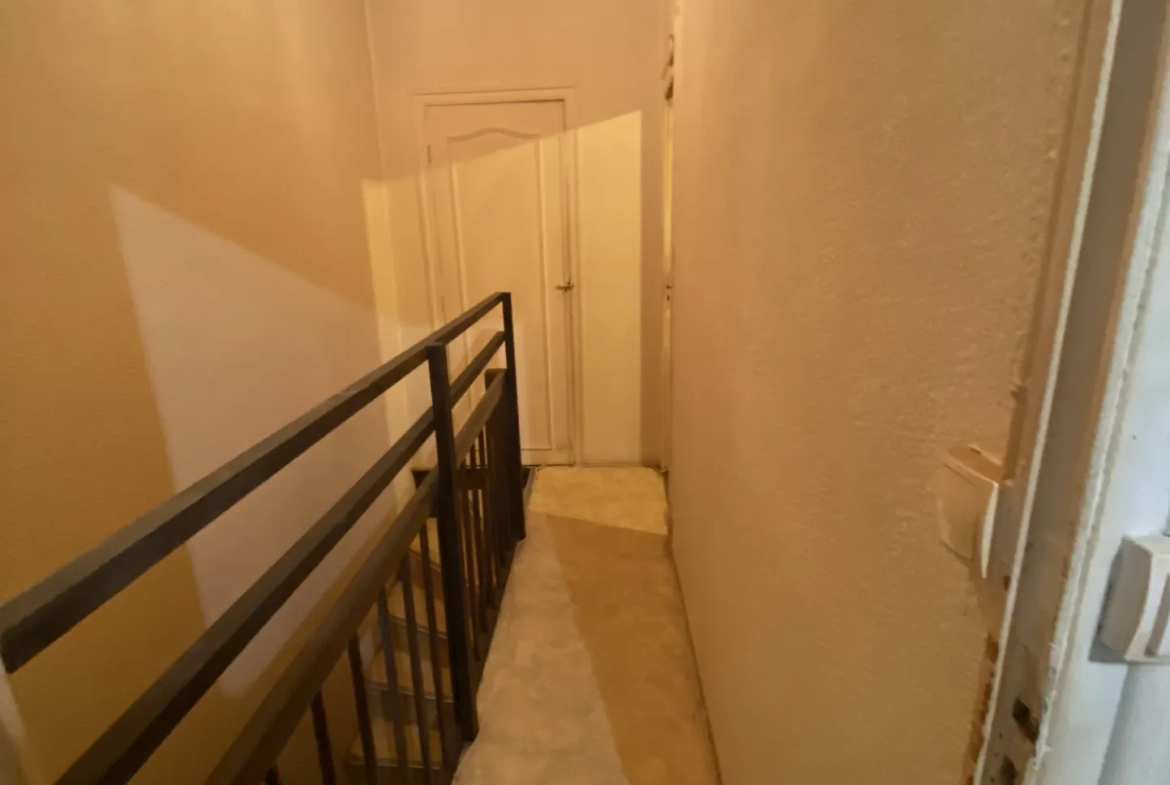 Maison de ville T3 à La Réole – Investissement locatif à saisir 