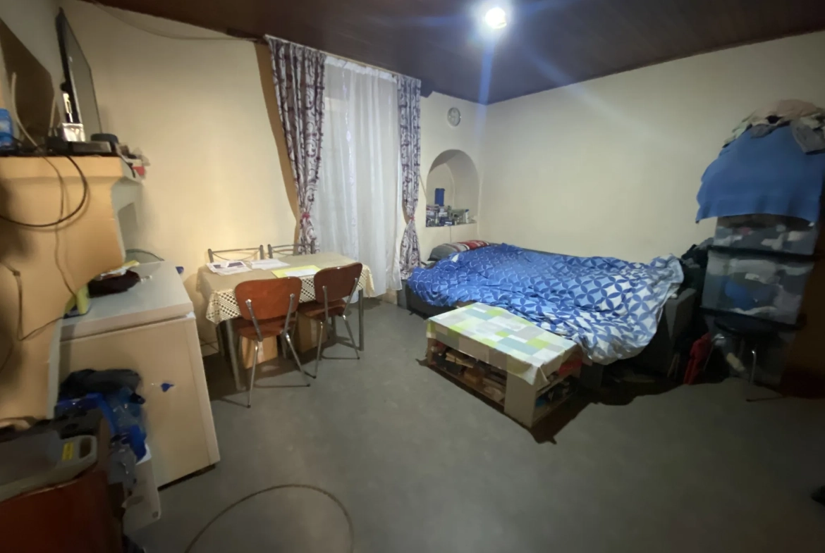 Maison de ville T3 à La Réole – Investissement locatif à saisir 