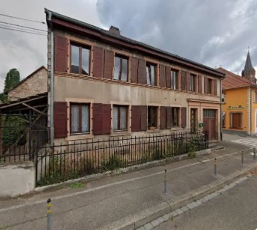 Maison individuelle de 210 m² avec grand jardin à Lutzelhouse 