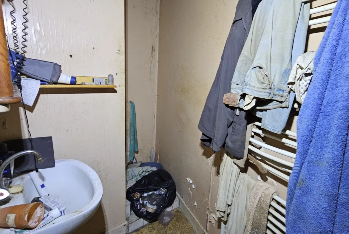 Maison 3 pièces de 66 m² avec terrain de 1350 m² à Chabris 