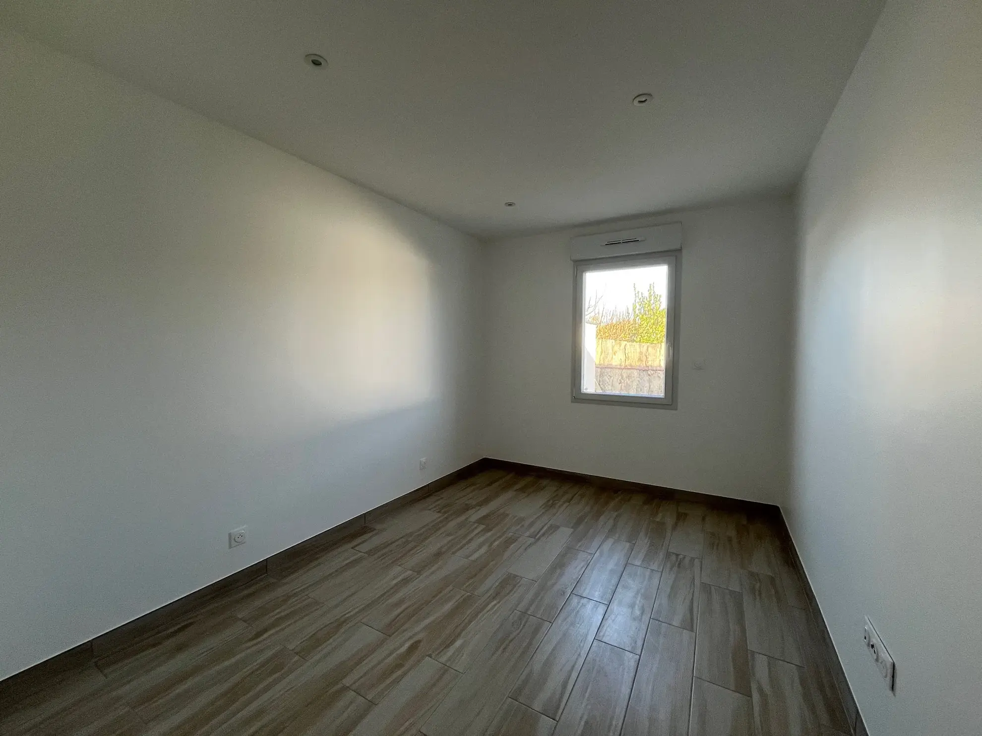 Maison neuve de 3 chambres à Saint-Jean-de-Monts avec terrasse et jardin 