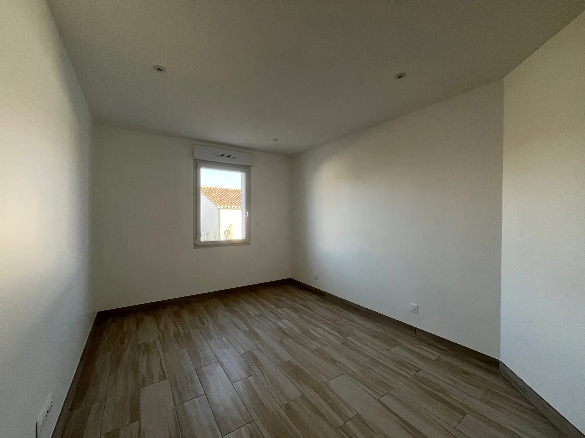 Maison neuve de 3 chambres à Saint-Jean-de-Monts avec terrasse et jardin 