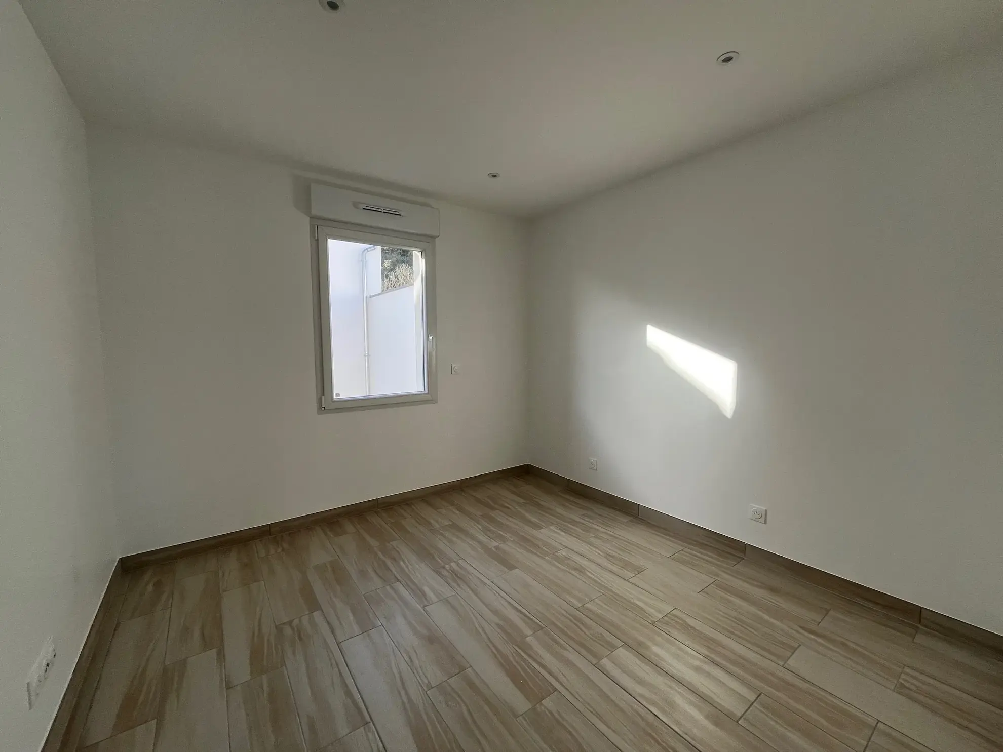 Maison neuve de 3 chambres à Saint-Jean-de-Monts avec terrasse et jardin 
