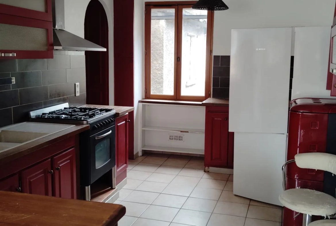 Appartement de 101 m² avec vue sur montagne à Sospel à vendre 