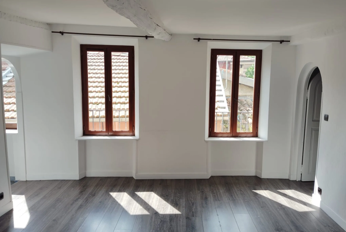 Appartement de 101 m² avec vue sur montagne à Sospel à vendre 