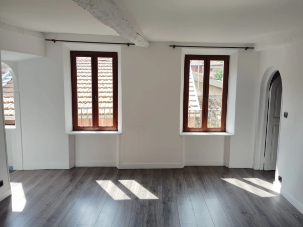 Appartement de 101 m² avec vue sur montagne à Sospel à vendre