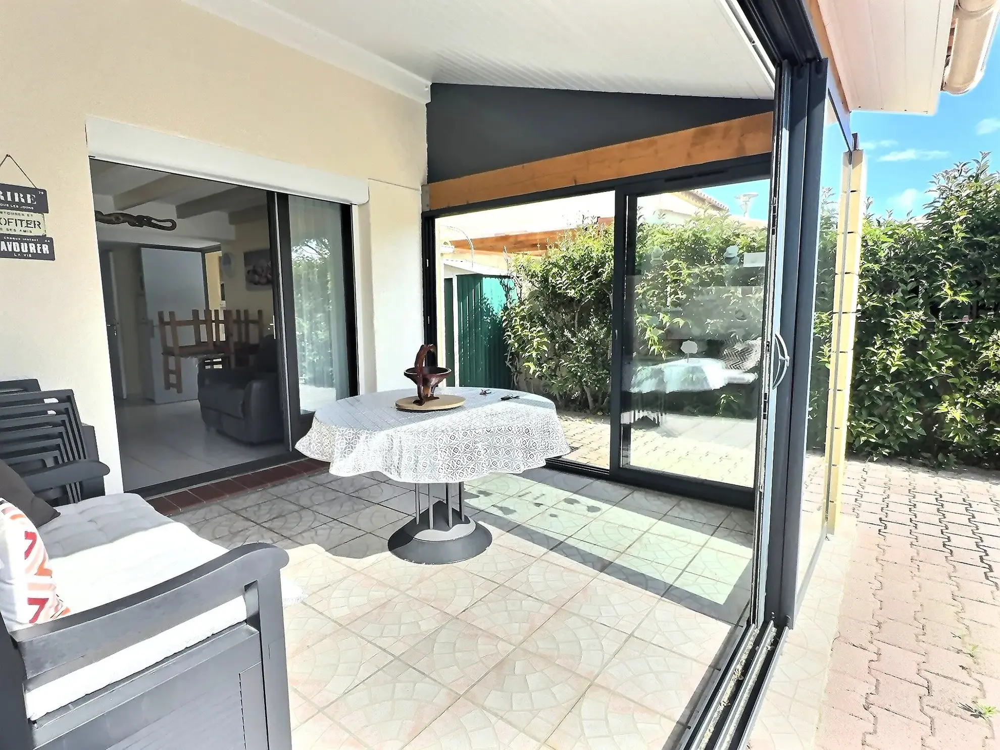 Villa avec piscine à vendre à Saint-Cyprien-Plage, 2 chambres, proche mer 