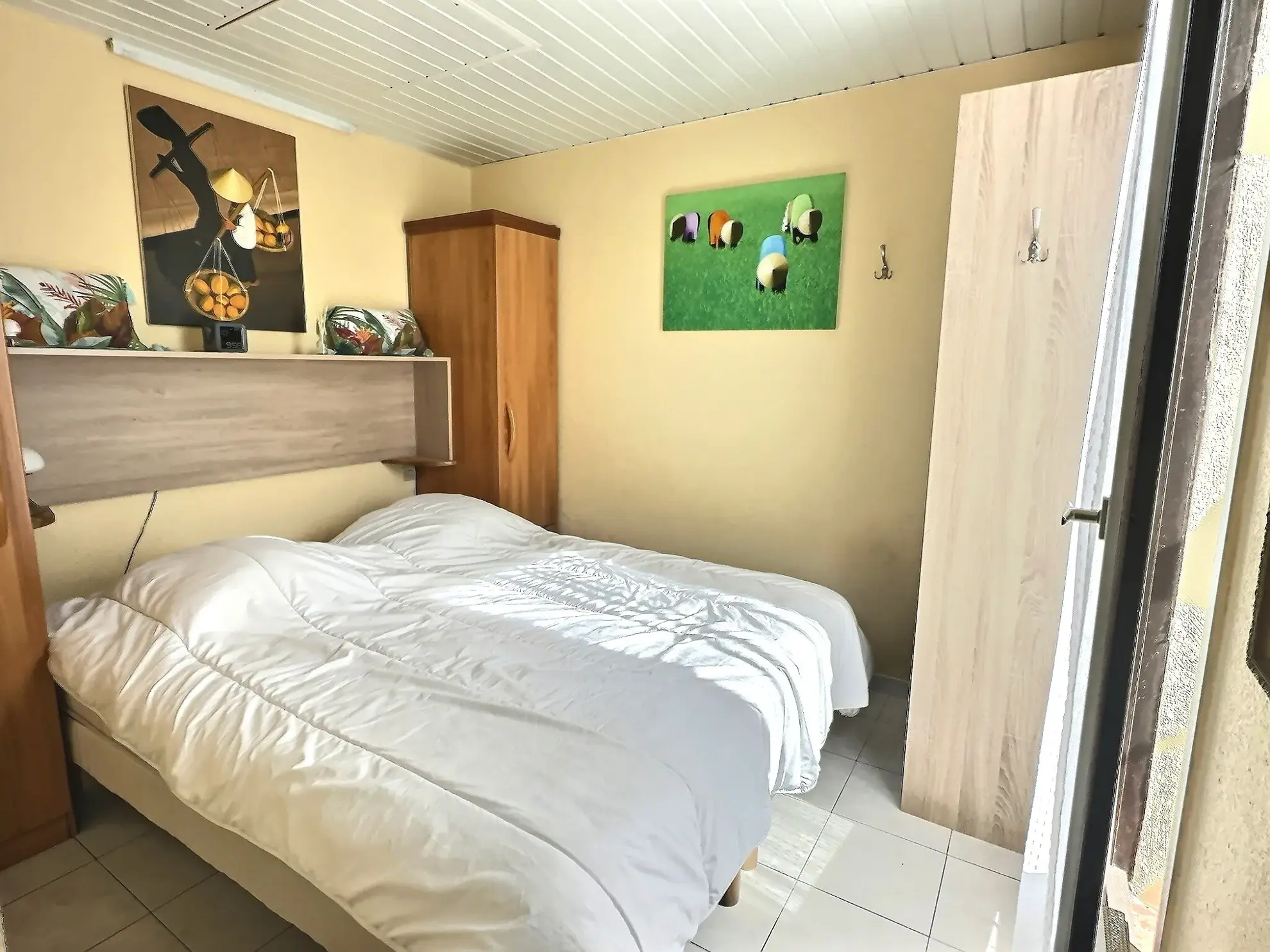 Villa avec piscine à vendre à Saint-Cyprien-Plage, 2 chambres, proche mer 