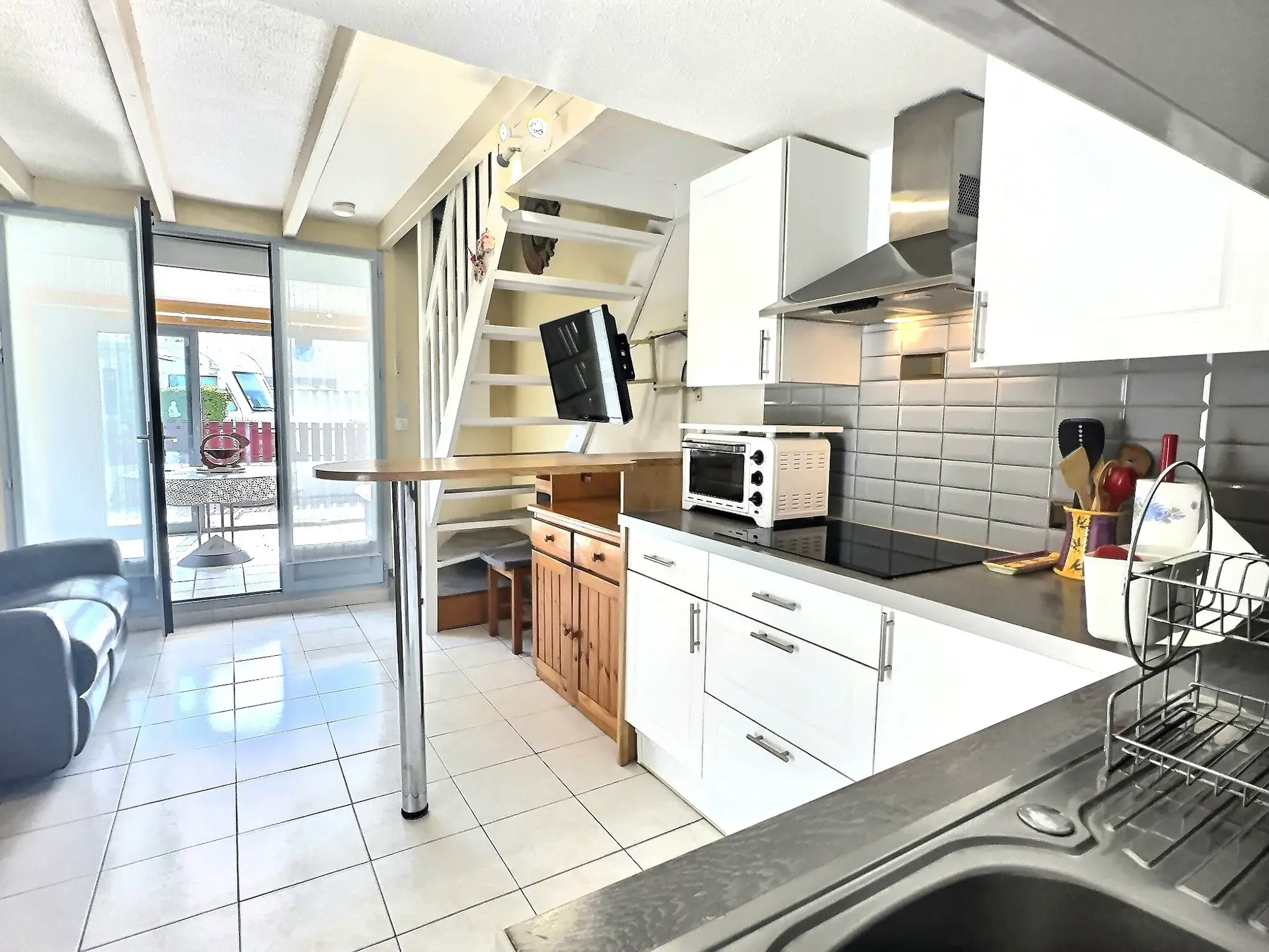 Villa avec piscine à vendre à Saint-Cyprien-Plage, 2 chambres, proche mer 