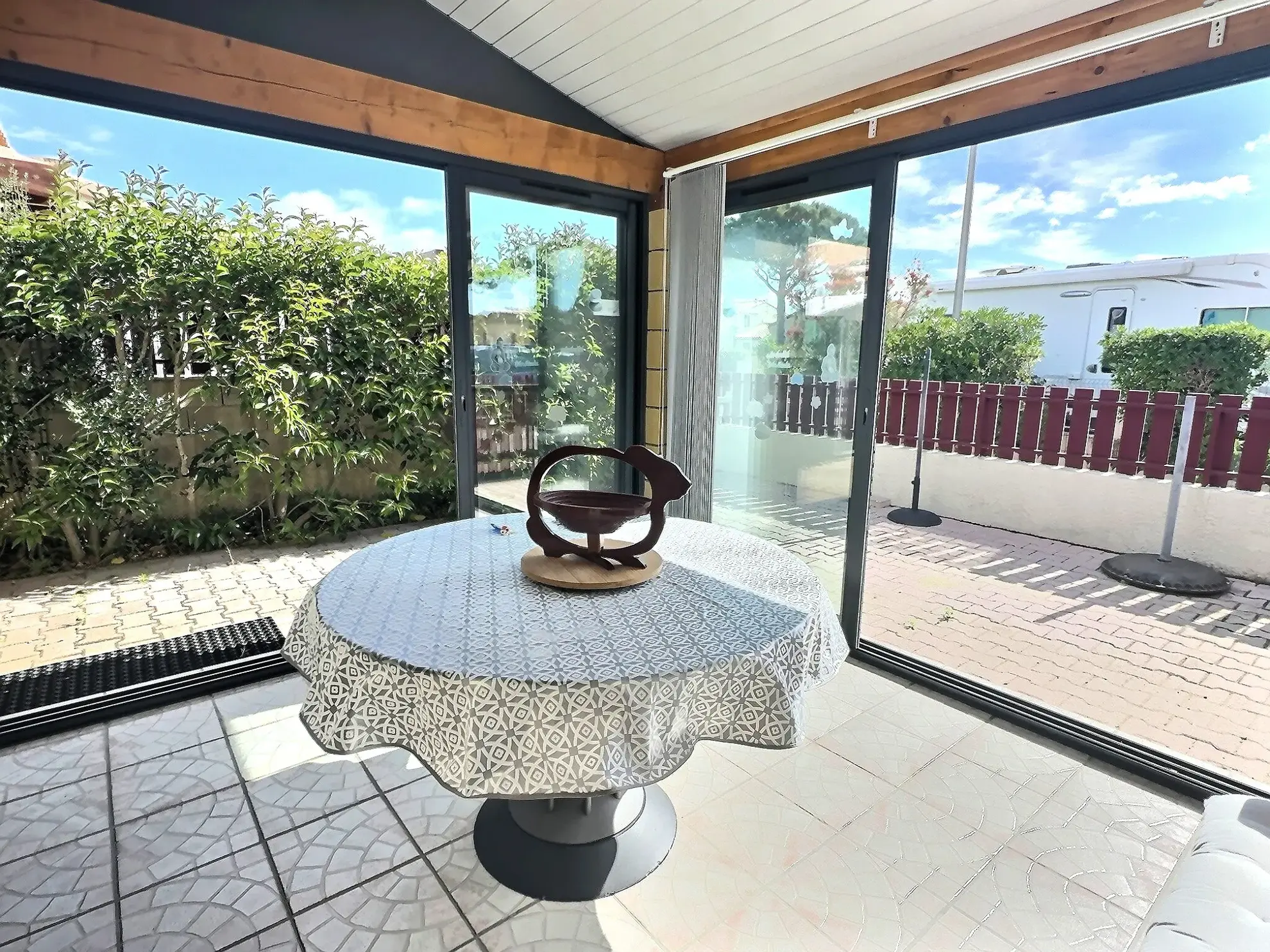 Villa avec piscine à vendre à Saint-Cyprien-Plage, 2 chambres, proche mer 