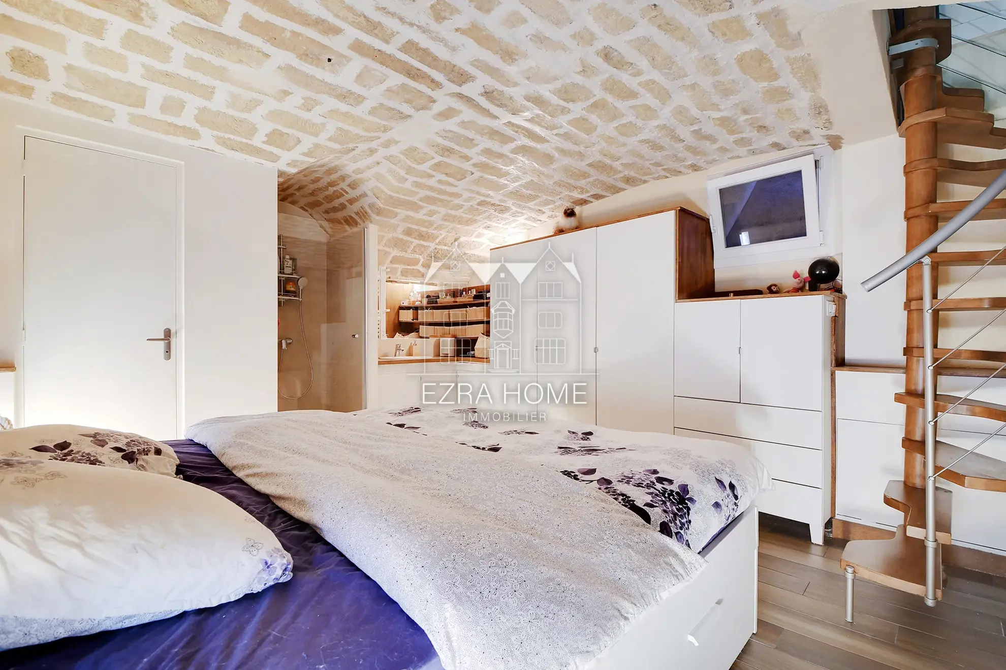 Appartement T1 avec Loggia et Vue sur Parc à La Londe-les-Maures 